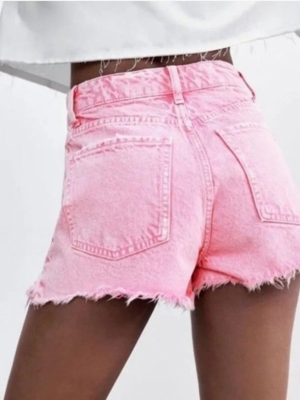 Zara Pink High-Rise Frayed Denim Shorts